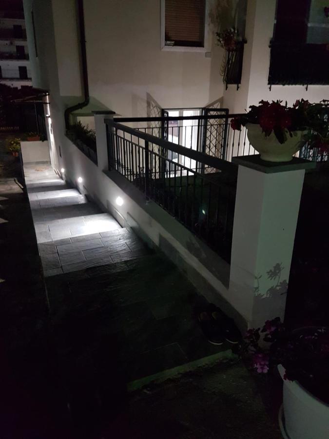 Mareluna B&B 卡斯特拉玛雷帝斯达比亚 外观 照片
